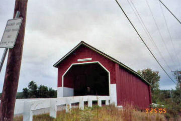 Carlton Bridge. Photo by Liz Keating, September 25, 2005